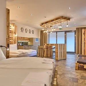Apartment Bretterbude Saalbach