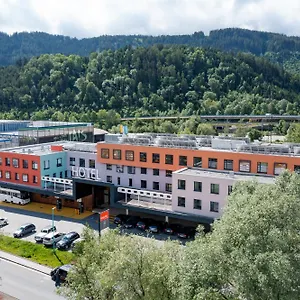 *** Hotel Hwest Østrig