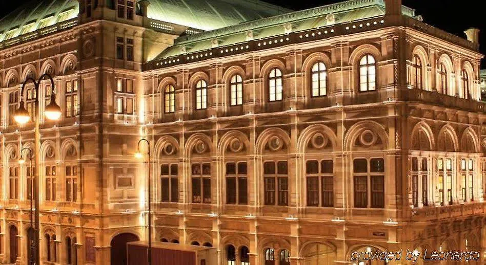 Hotel Schlosshotel Roemischer Kaiser Wiedeń
