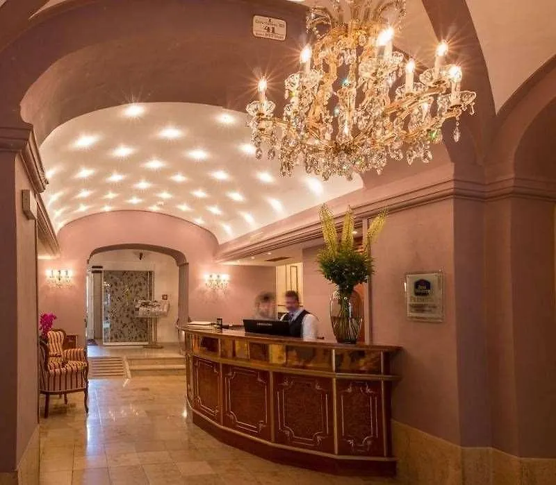 וינה Schlosshotel Roemischer Kaiser 4*,