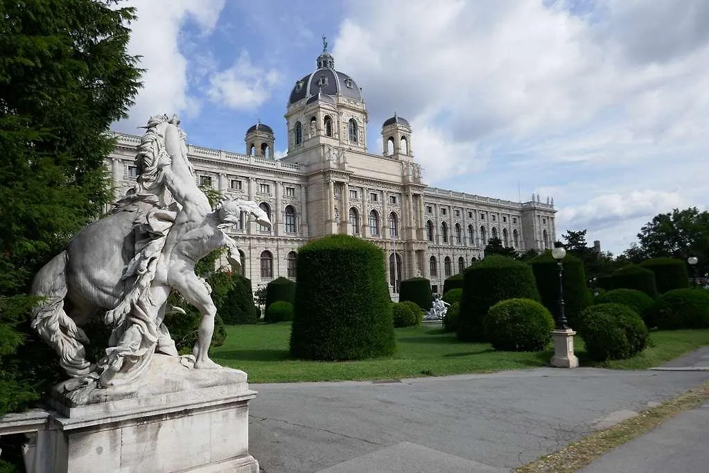 Hotel Schlosshotel Roemischer Kaiser Vienne